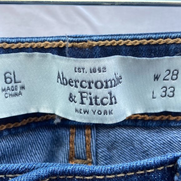 Abercrombie & Fitch Women's Blue Jeans SIZE W 28 L33 (6L) -- Like New! - Picture 3 of 4